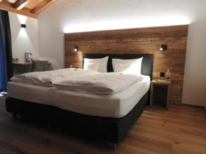Гостиница Berghotel Tgantieni, Вац